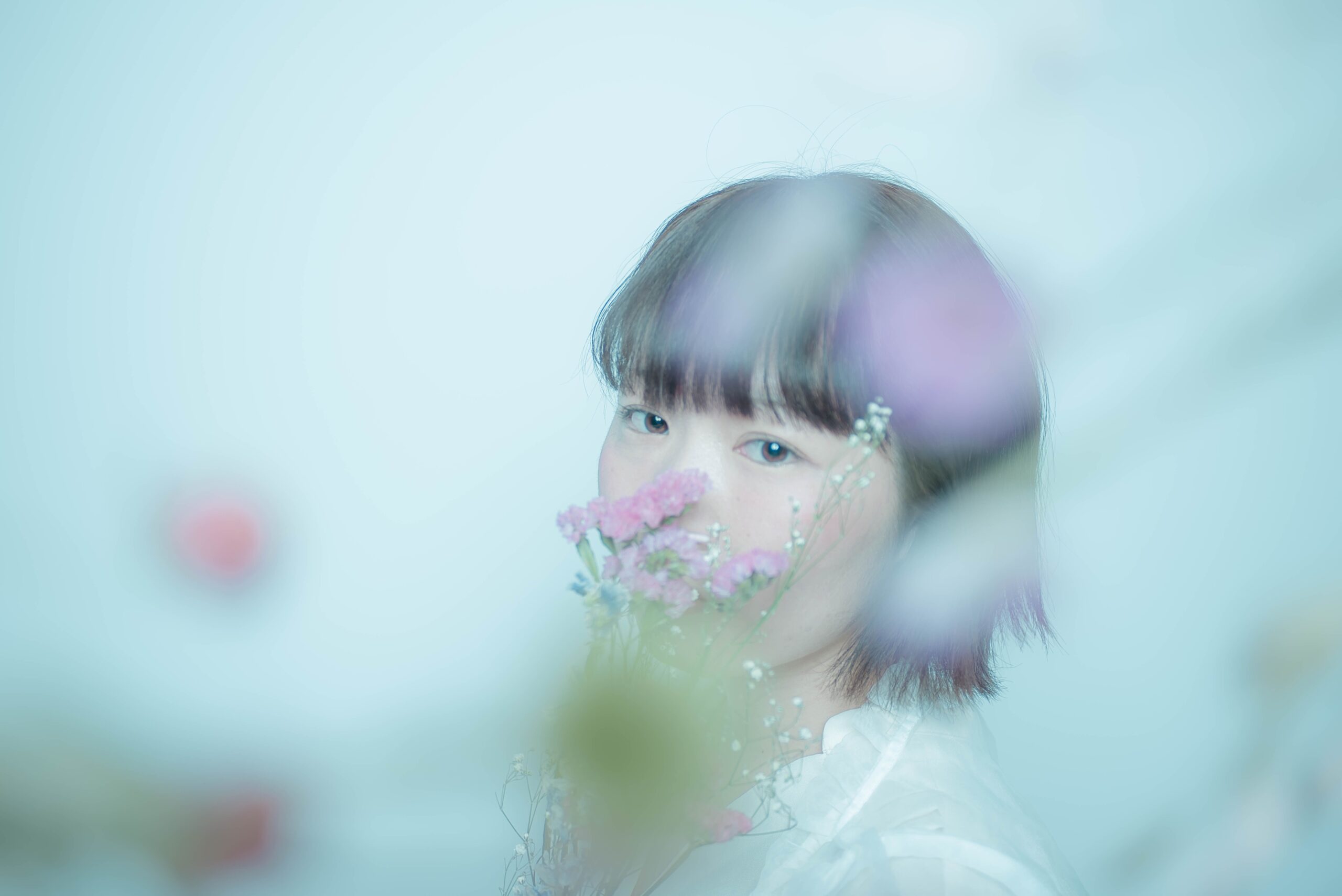 結偉