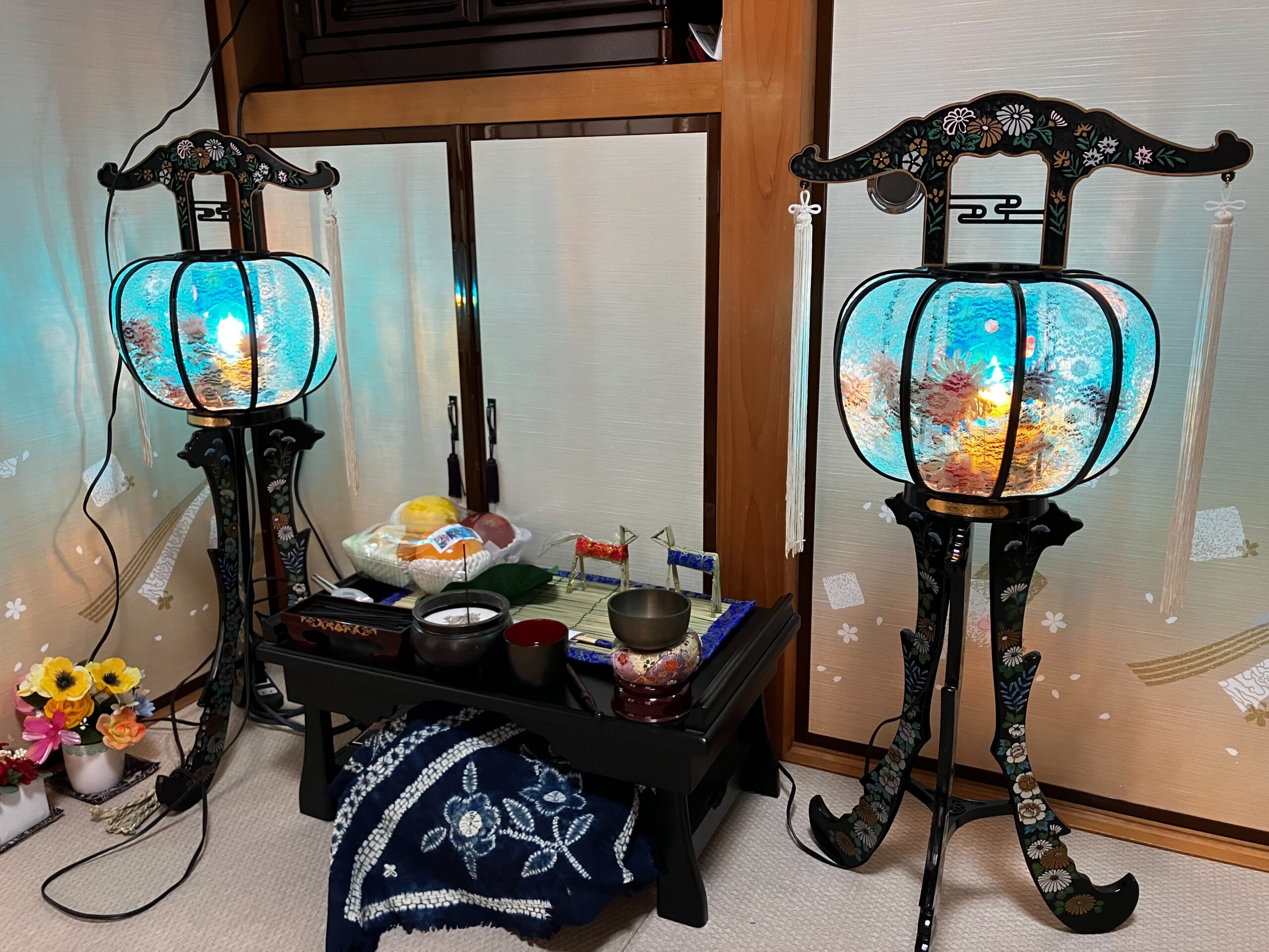迎え火(ご先祖様の魂をお迎え)しました。