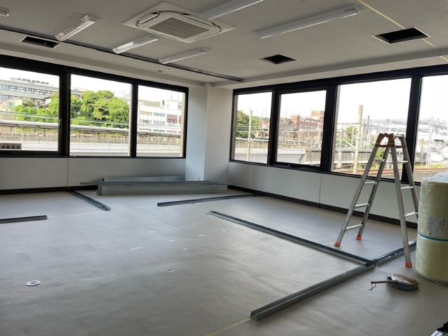 はじめまして！【ナユタス西日暮里校】です！