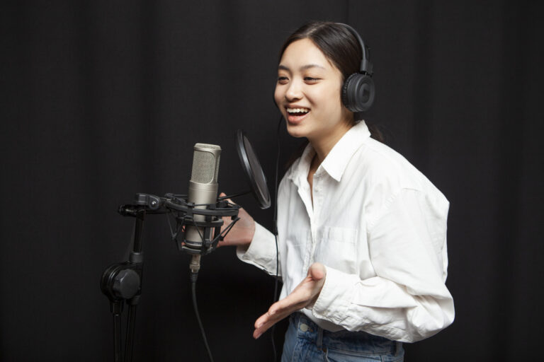 「録音しながらボイトレすると歌が上手くなる！」って本当なの……？