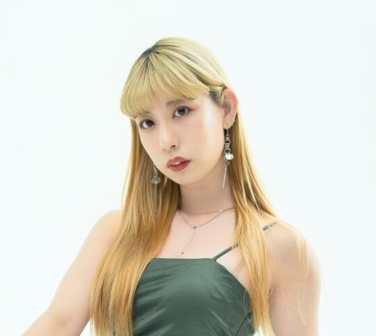 小澤 萌奈