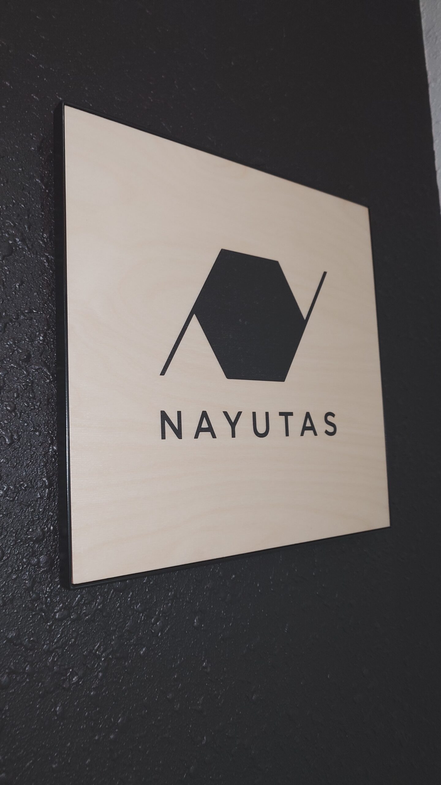 『NAYUTS｜ナユタス』って何？