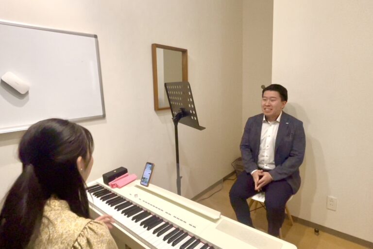 【社員のレッスン体験記 第４弾】前編🎤歌うま社員Wさんがボイトレ初体験！