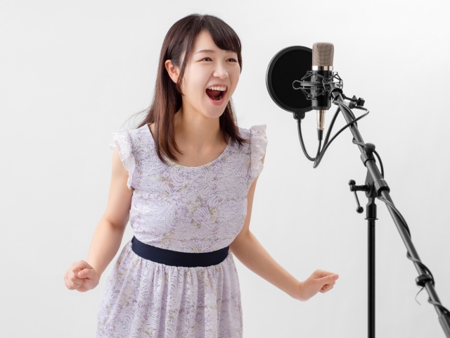 歌ってみたの作り方を知りたい!初心者でも簡単に動画が作れる方法やおすすめアプリを紹介