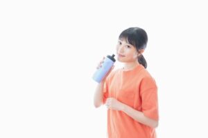 巻き舌のやり方とは？できない人の特徴や超簡単な練習方法を徹底解説 – ボイトレならNAYUTAS（ナユタス）