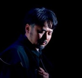 ボーカルトレーニング＆ダンスのナユタス中目黒校　ボイトレ講師　上田誠司