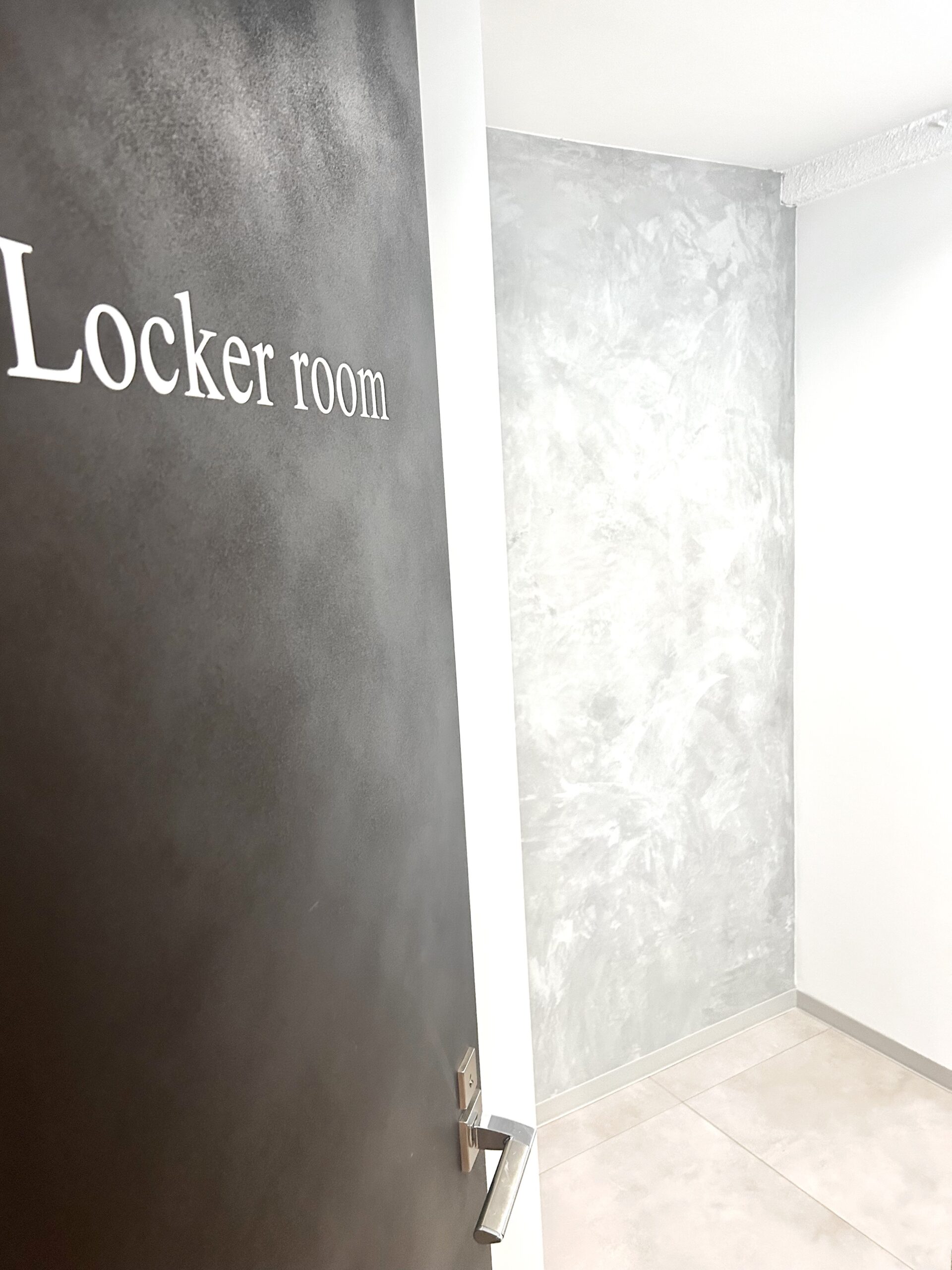 レッスン前後の着替えは？校舎内は？体験前の不安を解決☆