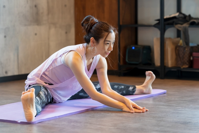 ダンスに欠かせない「ストレッチ」-ナユタス池袋校-