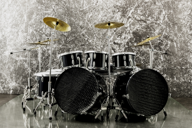 グラスハートとは？原作は？話題のNetflixシリーズの魅力や作中人気バンドTENBLANKについて解説