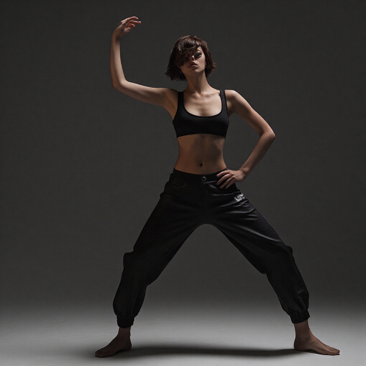 ✨HIPHOPダンスの基本ステップ3選｜初心者が最初に覚えるべき動きとは？