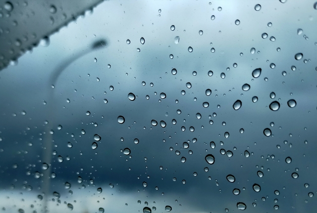 雨の名曲ランキング。雨の日に聴きたい邦楽の有名曲を厳選