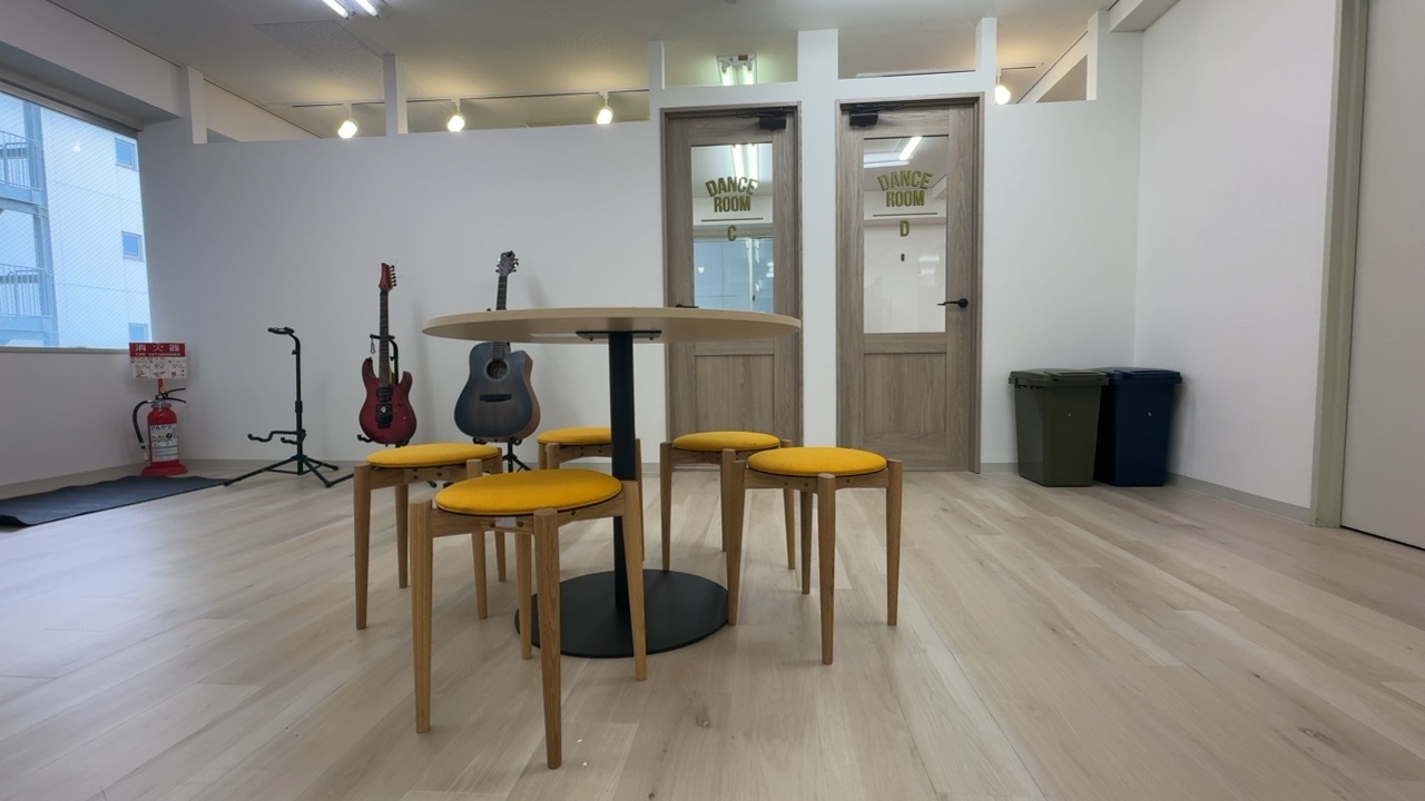 ナユタス平塚校 受付ロビー