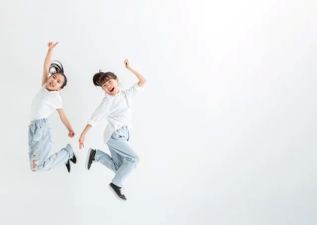 最近話題のK-POP2曲-ナユタス西日暮里校-