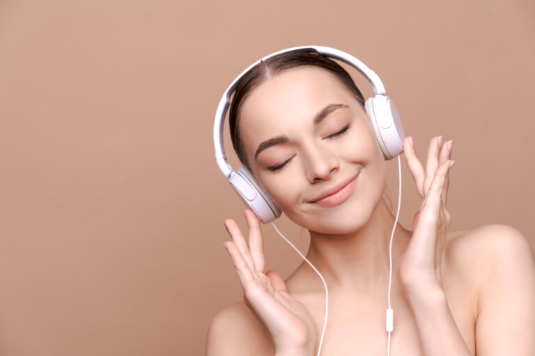 🔥SNSで1日1回は必ず目にする！今流行りの「マネしたくなるダンス曲」を紹介♪