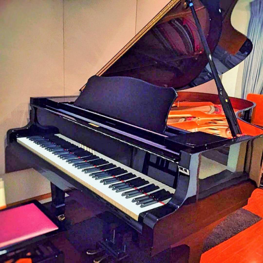 【歌い方解説】洋楽(英語バージョン)の呼吸法と、歌唱法について【藤沢駅前のボイトレ教室】ナユタス藤沢校