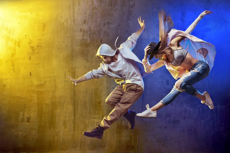 ダンスを踊る前の準備運動-ナユタス池袋校-