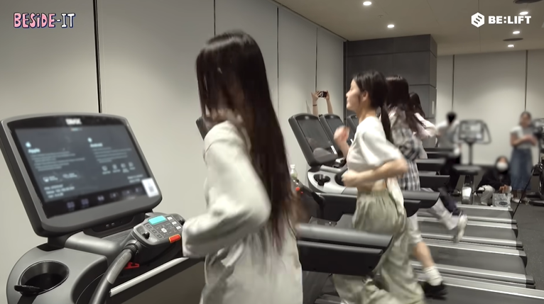 【NAYUTAS新宿西口本校】KPOP練習生必修レッスン！踊りながら歌う練習方法とは？