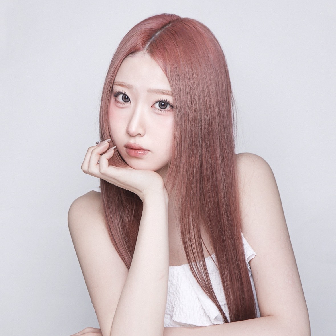 桃果 / MOMOKA