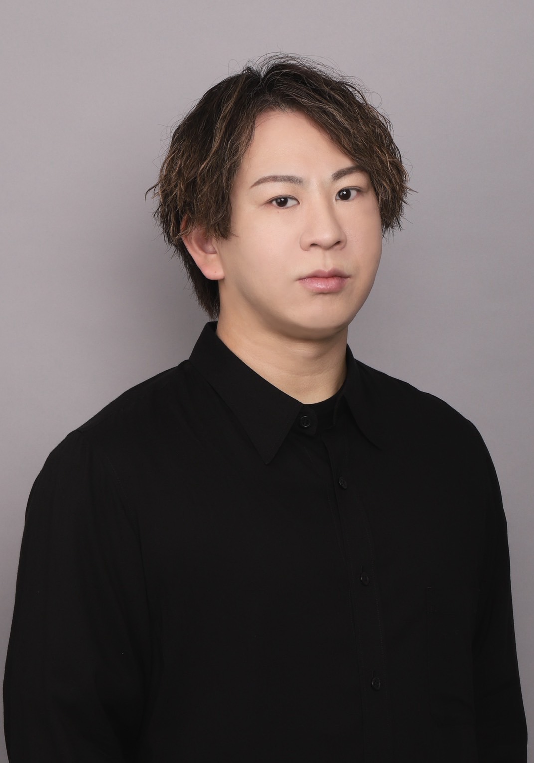 深堀景介