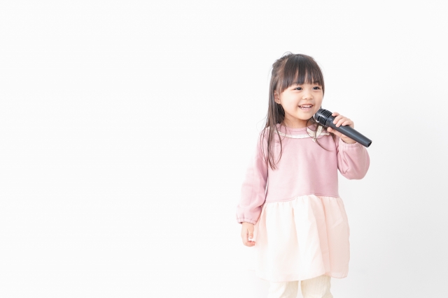 子供に人気の歌ランキング【2026年最新】定番の童謡から流行曲まで